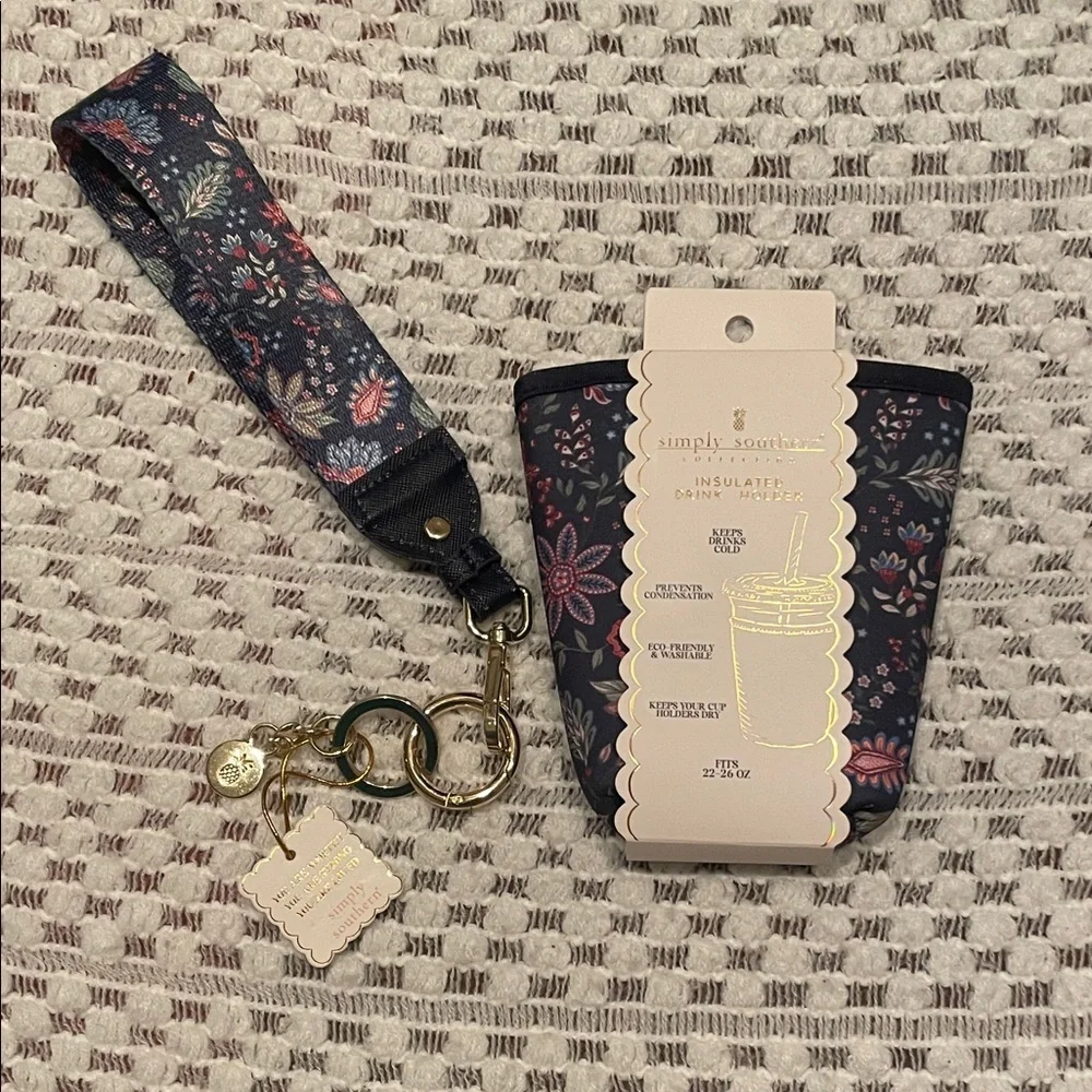 NWT Simply Southern Floral Keychain and Insulated Drink Holder Set - Navy